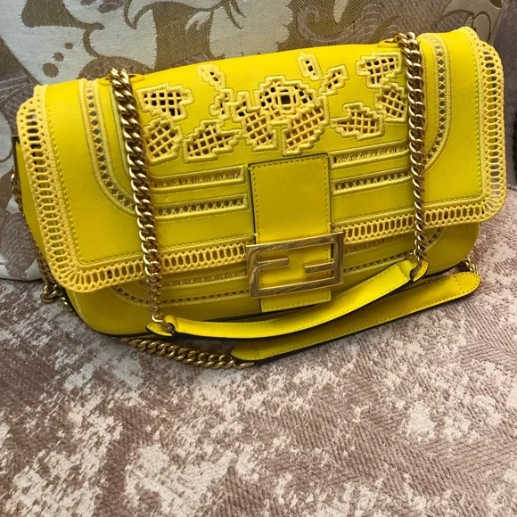 Yellow Designer Chain Shoulder Bag - Picture 2 of 10